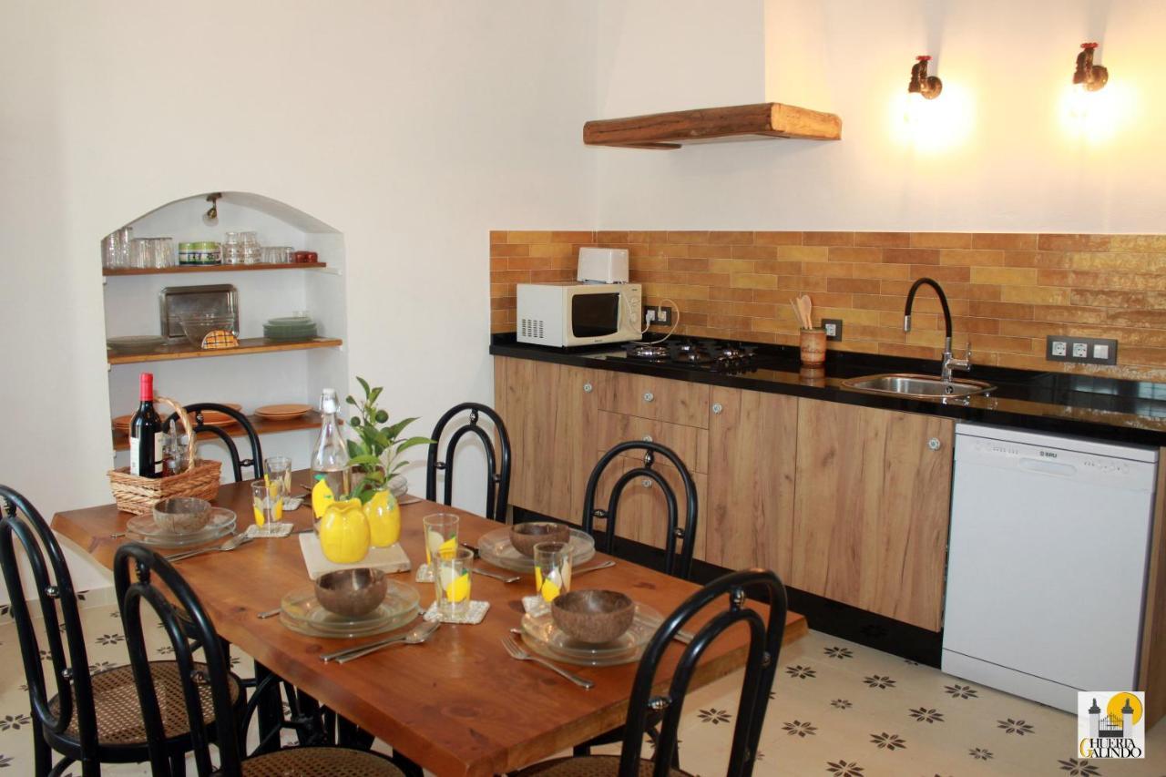 Cortijo Huerta Galindo Guest House Alanis Exterior photo
